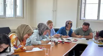 Silopi'de Psikolojik Danışmanlar için Bibliyoterapi Atölyesi Düzenlendi