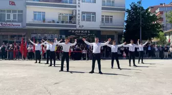 Sinop'un İlçelerinde 19 Mayıs Bayramı Törenleri Coşkuyla Kutlandı
