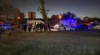 Sivas'ta İki Grup Arasında Kavga: 4 Yaralı