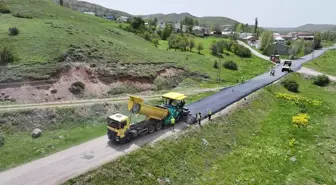 Sivas'ta Yol Çalışmaları Hızla Devam Ediyor