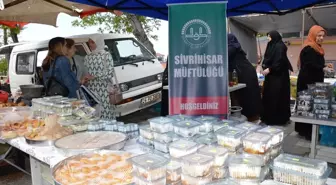 Sivrihisar'da Gazze'ye Yardım İçin Hayır Çarşısı Kuruldu