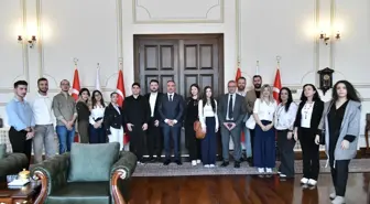 Tekirdağ'da Üniversite Öğrencilerinden Valiye Ziyaret ve Trafik Haftası Etkinlikleri