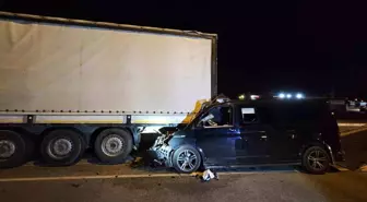 Kayseri'de Ticari Araç Trafik Kazasında Sürücü Ağır Yaralandı