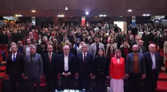 Özdemir Bayraktar Anısına Liseler Arası Münazara Düzenlendi