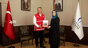Türk Kızılay Manisa, üniversite öğrencileri için butik açacak