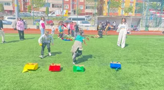 Türkeli'de Çocuk Oyun Şenliği Düzenlendi