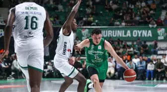 Bursaspor Yörsan Darüşşafaka Lassa'yı Mağlup Etti
