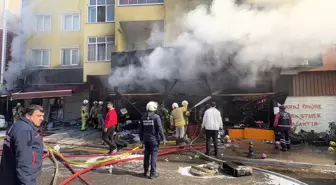 Ümraniye'de Hediyelik Eşya Dükkanında Yangın