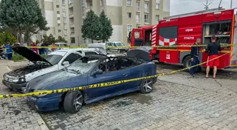 Uşak'ta Eşinin Otomobillerini ve Evi Kundaklayan Zanlı Aranıyor