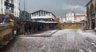 Yozgat'ta Dolu ve Sağanak Yağış Hayatı Olumsuz Etkiledi