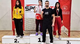 Bolu'da Genç Muaythai Sporcusu Nisa Nur Efe Türkiye İkincisi Oldu