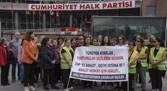 İşten çıkarılan Çiğli Belediyesi işçilerinden CHP Genel Merkezi önünde eylem