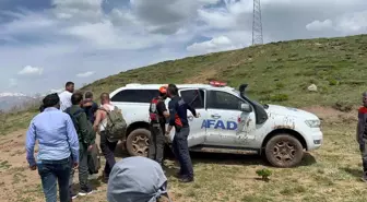 Tunceli'de Mantar Toplarken Kayadan Düşen Vatandaş Kurtarıldı