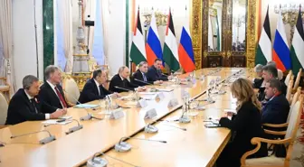 Putin ve Abbas Kremlende Bir Araya Geldi