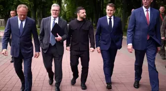 Ukrayna'da bir araya gelen Avrupalı liderlerden Rusya'ya yeni yaptırım tehdidi