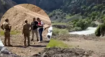 Hakkari'de Avaşin Deresi'nde Akıntıya Kapılan Genç İçin Arama Çalışmaları Başlatıldı