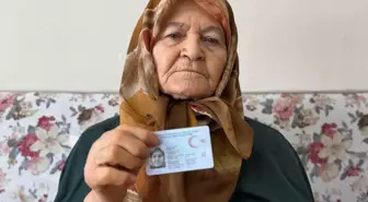 109 Yaşındaki Anneye Anneler Günü Ziyareti