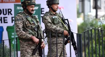 Hindistan ve Pakistan, Keşmir'de Ateşkes Anlaştı