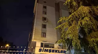 Ataşehir'de Doğalgaz Parlaması Sonrası Genç Kendini 5. Kattan Attı