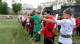 Kütahya'da Geleneksel Türk Okçuluğu Müsabakaları Coşkuyla Gerçekleştirildi
