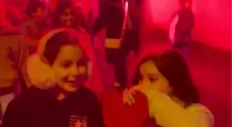 Maltepe'de Öğrencilerden Öğretmene Anlamlı Anneler Günü Sürprizi