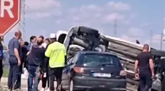 Edirne'de Kavşakta Otomobil Kazasında 5 Yaralı