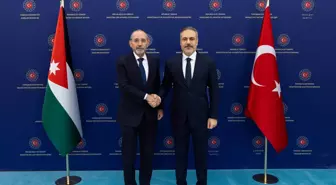 Hakan Fidan, Ürdün Dışişleri Bakanı ile Görüştü