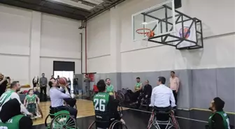 Başkan Altay Tekerlekli Sandalyeye Oturdu Engelli Basketçilerle Maç Yaptı