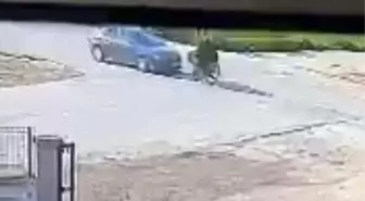 Bursa'da Otomobil ile Motosiklet Çarpıştı: 2 Yaralı