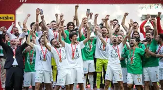 Bursaspor'da 8 Futbolcunun Sözleşmesi Sona Erdi