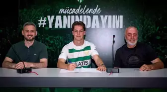 Bursaspor, Ahmet Efe Çakmakkaya ile Profesyonel Sözleşme İmzaladı