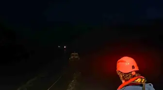 Çanakkale Boğazı'nda Arıza Yapan Tekne Kurtarıldı