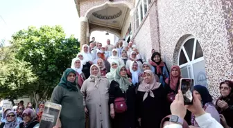 Manisa'dan 38 Hacı Adayı Kutsal Topraklara Uğurlandı