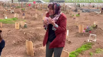 Sivas'ta Vahşi Cinayet: Acılı Anne Çocuklarının Mezarı Başında