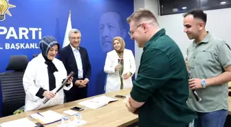 AK Parti Kütahya Gençlik Kolları, Anneler Günü'nü Kutladı
