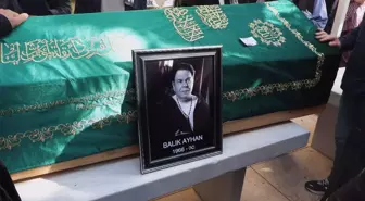 Roman Müziğinin Sevilen İsimlerinden 'Balık Ayhan' Hayatını Kaybetti