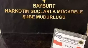 Bayburt'ta Uyuşturucu Operasyonu: İki Şüpheli Gözaltında
