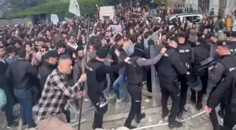Boğaziçi Üniversitesi'nde göstericiler polise saldırdı: 13 polis yaralandı, 97 gözaltı