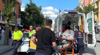 Burdur'da 76 Yaşındaki Yaya Otomobilin Çarpması Sonucu Yaralandı
