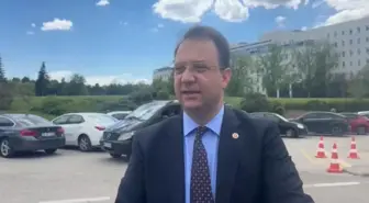 CHP'li Milletvekili İnan Akgün Alp, Meclis'e Skuter ile Geldi