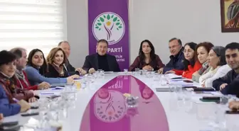 DEM Parti MYK'sı süreci ele aldı: İmralı'yı ziyaret edenlere yasal güvence talep edilecek