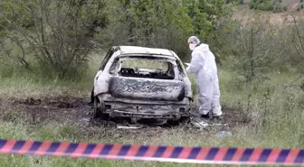 Evini ve otomobilini yaktıktan sonra bir kadını öldürüp intihar etti