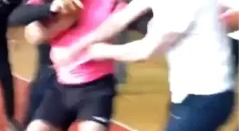 Kahramanmaraş'ta Okul Futsal Turnuvasında Kavga: Öğretmenler ve Hakem Karşı Karşıya Geldi