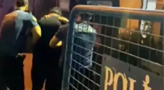 22 Yıl Hapis Cezasıyla Aranan Şahıs İzmir'de Yakalandı