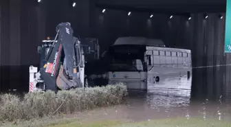 Kayseri'de Şiddetli Sağanak: Alt Geçitlerde Araçlar Mahsur Kaldı