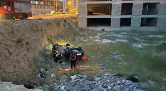 Mardin'de Otomobil Devrildi: Sürücü Yaralandı