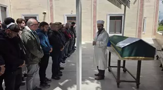 Eski Futbolcu Hasan Mert Köse Kaza Sonrası Hayatını Kaybetti