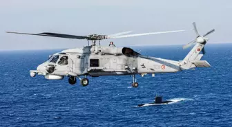 MSB'nin helikopteri denize acil iniş yaptı