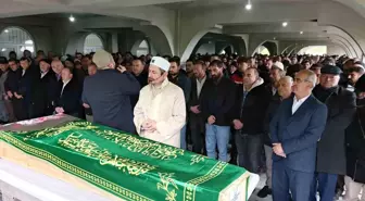 Ordu'da 'Anneler Günü'nde ağaçta asılı bulunan kadın son yolculuğuna uğurlandı