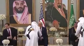 Trump'ın Orta Doğu acemiliği! İkram karşısında ne yapacağını bilemedi
